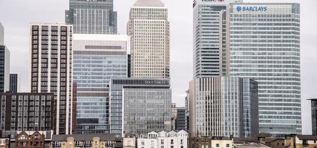 HSBC to leave Canary Wharf tower for new world headquarters